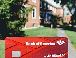 アメリカ留学でBank of Americaの銀行口座とクレジットカードをつくる